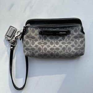 RARE COACH Black and Silver Signature Bow Double Zip wristlet